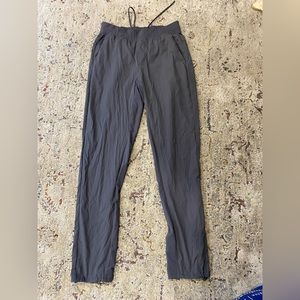 MENS LULULEMON GREY JOGGER EXCELLENT CONDITION